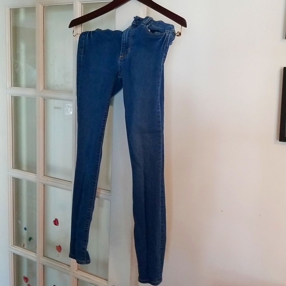 Gap skinny jeans barely worn